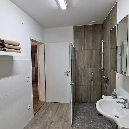 Voll Ausgestattet, Naehe Heiltherme Bad Waltersdorf *