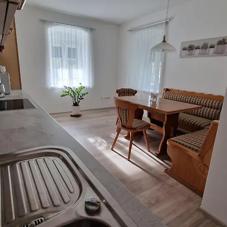 Voll Ausgestattet, Naehe Heiltherme Bad Waltersdorf 아파트