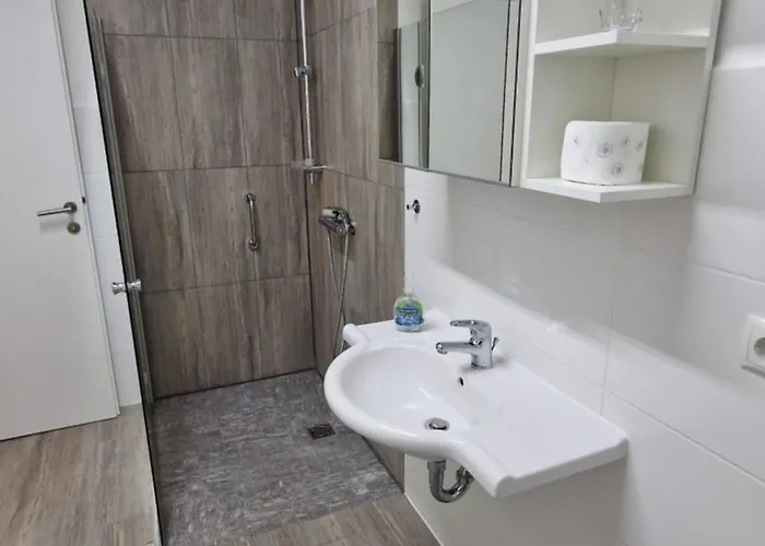 Voll Ausgestattet, Naehe Heiltherme Bad Waltersdorf Apartment