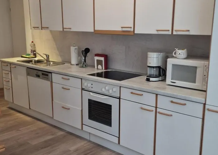 شقة Voll Ausgestattet, Naehe Heiltherme Bad Waltersdorf *